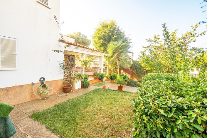 Image No.25-4 Bed Semi-Detached for sale