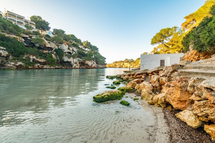 Image No.29-4 Bed Semi-Detached for sale