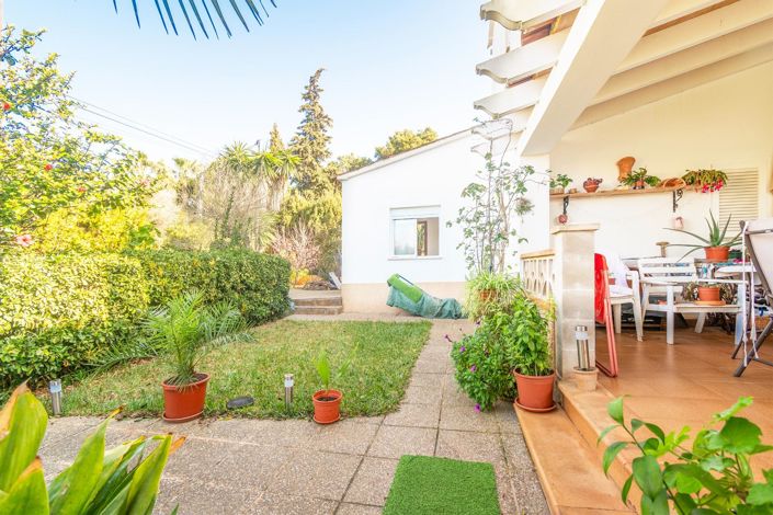 Image No.3-4 Bed Semi-Detached for sale