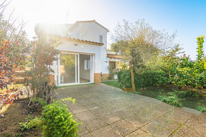 Image No.7-4 Bed Semi-Detached for sale