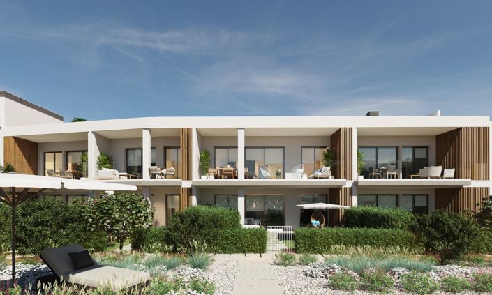 Image No.5-3 Bed Flat for sale