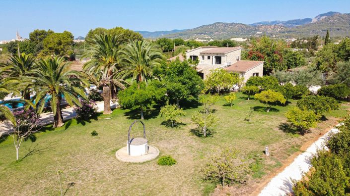 Image No.10-8 Bed Country House for sale