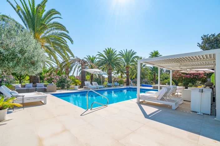 Image No.22-8 Bed Country House for sale