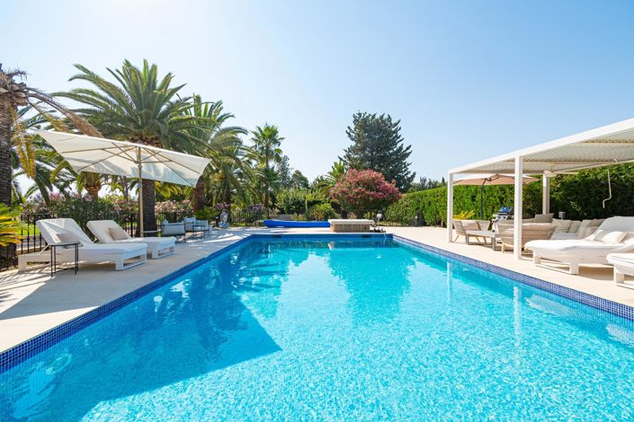 Image No.23-8 Bed Country House for sale