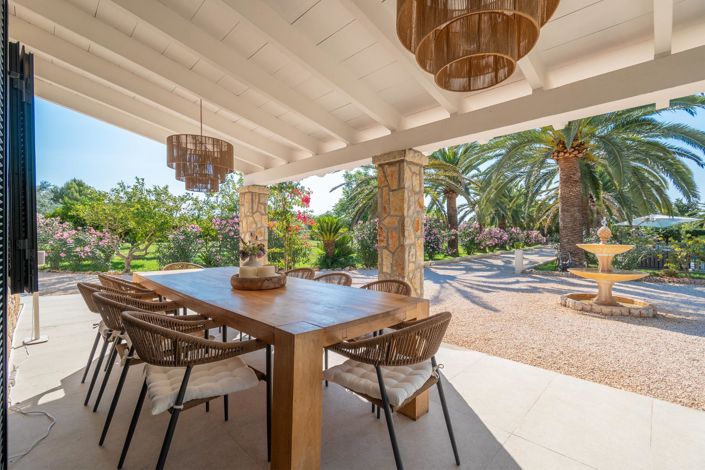 Image No.26-8 Bed Country House for sale