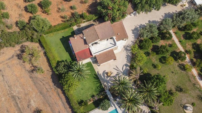 Image No.7-8 Bed Country House for sale