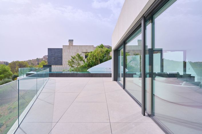 Image No.10-5 Bed Villa for sale