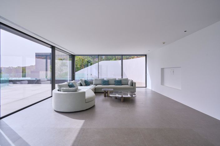 Image No.17-5 Bed Villa for sale