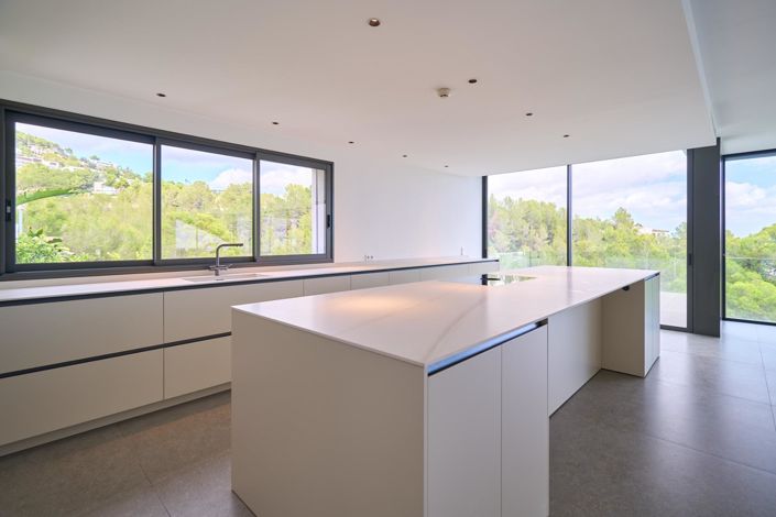 Image No.29-5 Bed Villa for sale