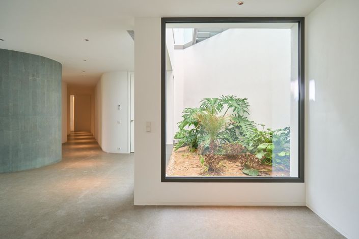 Image No.32-5 Bed Villa for sale