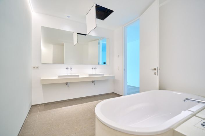 Image No.36-5 Bed Villa for sale