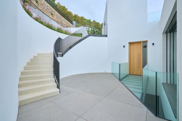 Image No.40-5 Bed Villa for sale