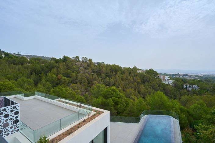 Image No.45-5 Bed Villa for sale