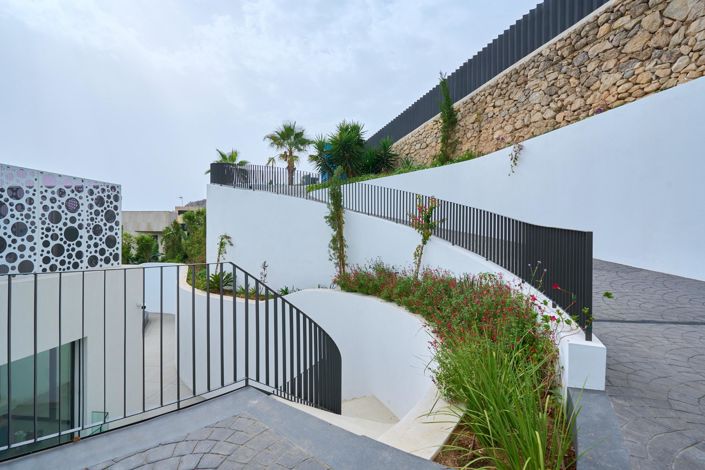 Image No.47-5 Bed Villa for sale