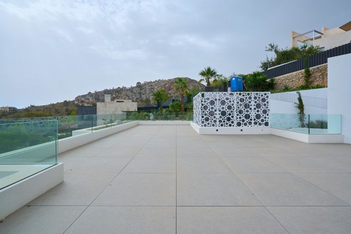 Image No.49-5 Bed Villa for sale