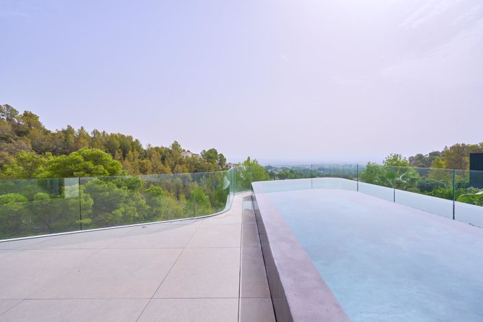 Image No.8-5 Bed Villa for sale