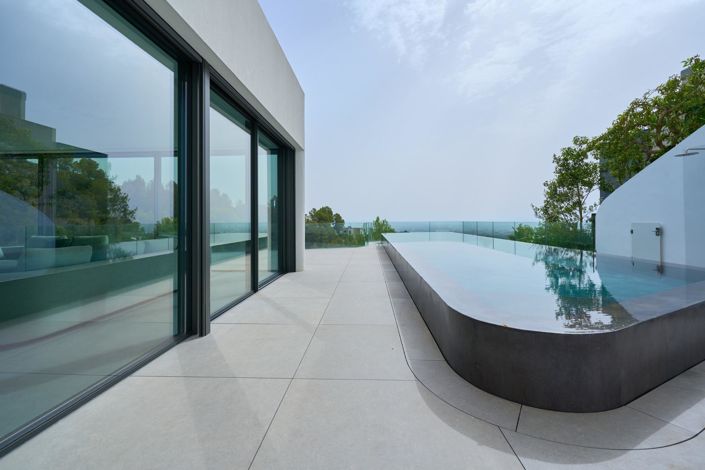 Image No.9-5 Bed Villa for sale