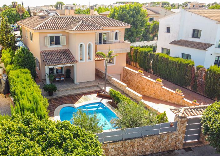 Image No.1-5 Bed Semi-Detached for sale