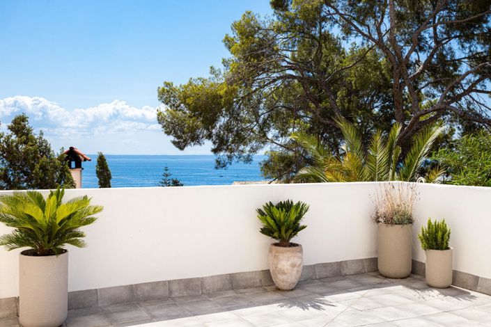 Image No.6-3 Bed Property for sale