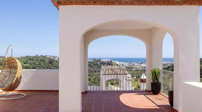 Image No.1-3 Bed Property for sale
