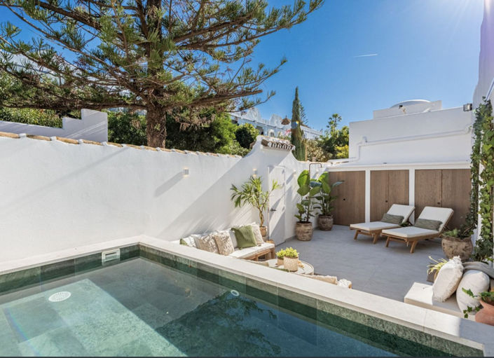 Image No.1-3 Bed Property for sale