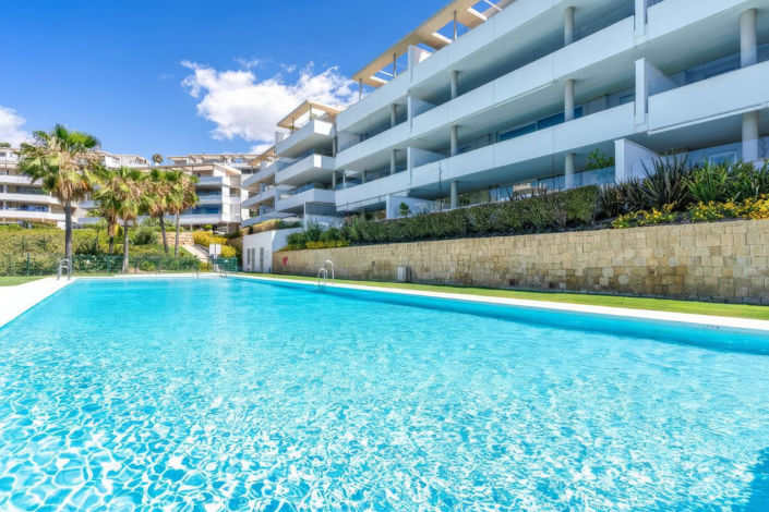 Image No.1-3 Bed Property for sale