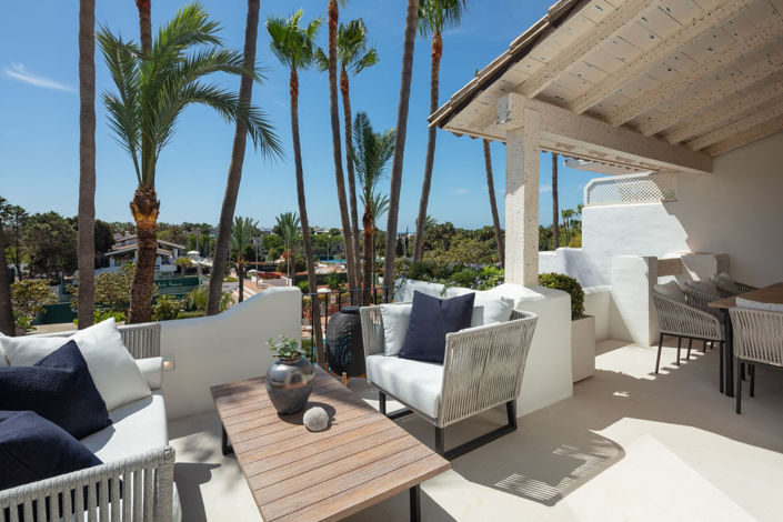 Image No.1-3 Bed Property for sale