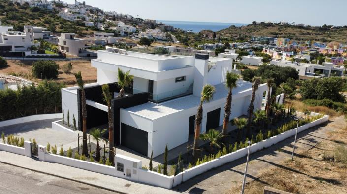 Image No.3-5 Bed House/Villa for sale