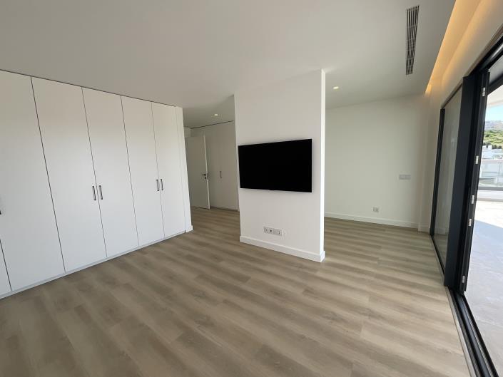 Image No.26-5 Bed House/Villa for sale