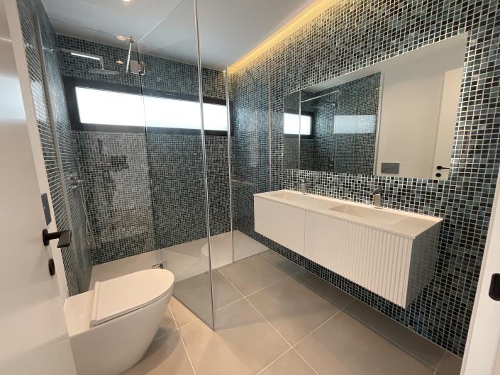 Image No.28-5 Bed House/Villa for sale