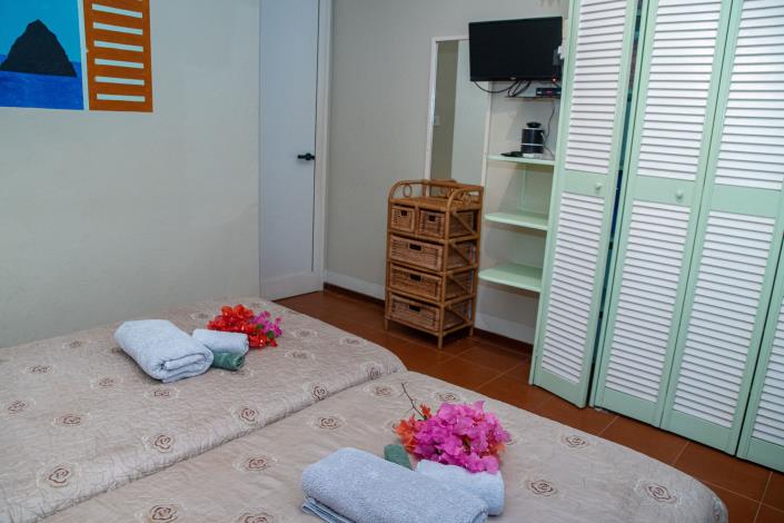 Image No.16-3 Bed Condo for sale