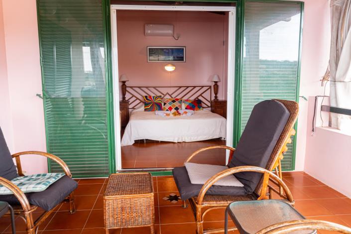 Image No.24-3 Bed Condo for sale