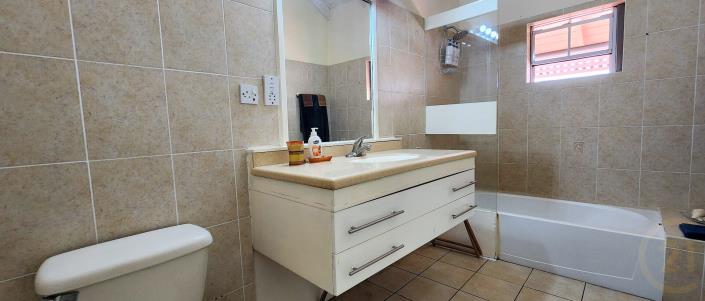 Image No.31-4 Bed House/Villa for sale