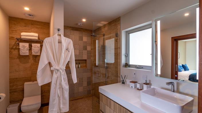 Image No.8-2 Bed Condo for sale