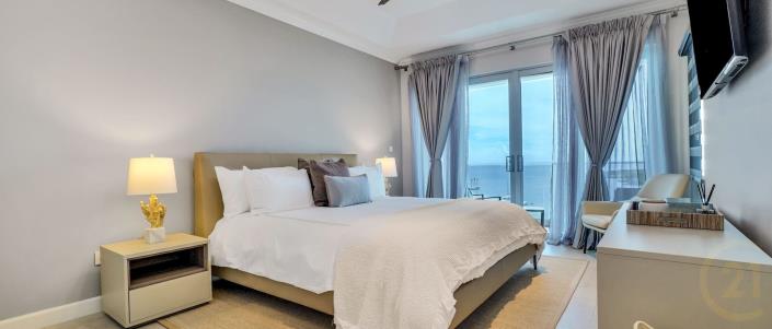 Image No.7-3 Bed Condo for sale