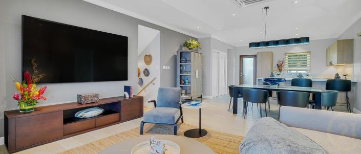 Image No.10-3 Bed Condo for sale