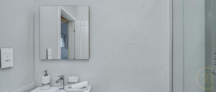 Image No.18-3 Bed Condo for sale