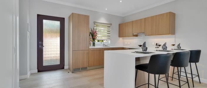 Image No.27-3 Bed Condo for sale