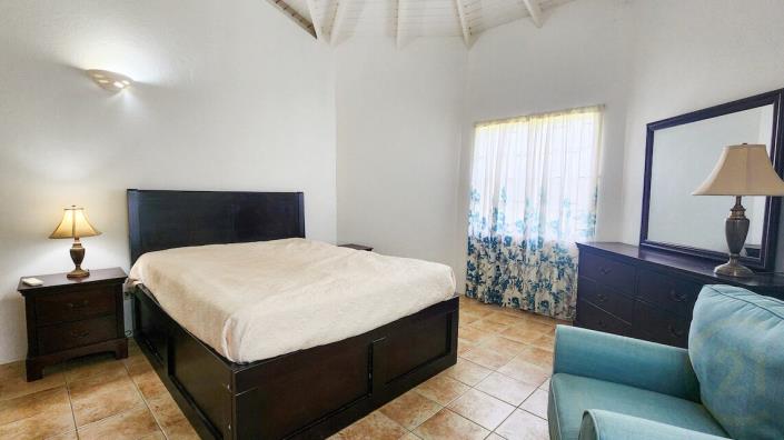 Image No.8-3 Bed House for sale