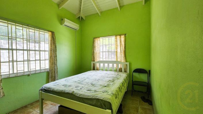 Image No.12-3 Bed House for sale