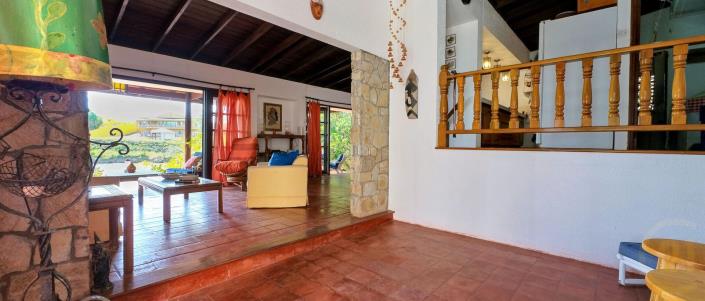 Image No.8-2 Bed House for sale