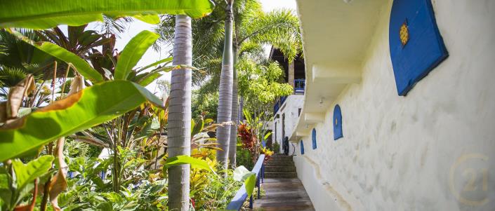 Image No.10-6 Bed Villa for sale