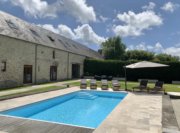 Image No.4-8 Bed Country Property for sale