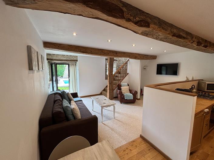 Image No.17-8 Bed Country Property for sale