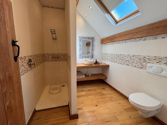 Image No.20-8 Bed Country Property for sale