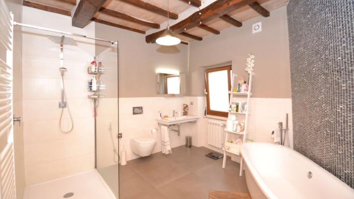 Image No.2-3 Bed Townhouse for sale