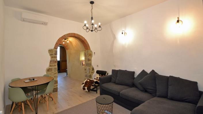 Image No.14-3 Bed Townhouse for sale