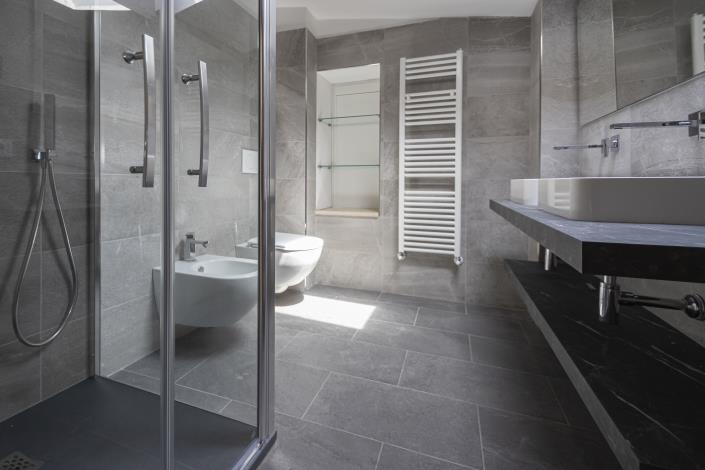 Image No.9-5 Bed Townhouse for sale