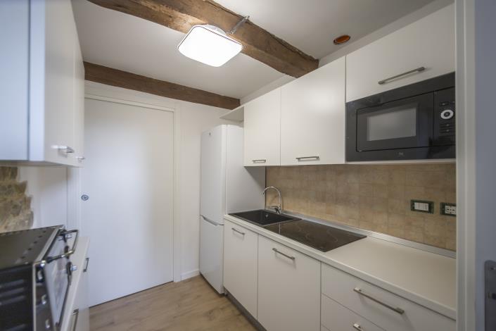 Image No.15-5 Bed Townhouse for sale