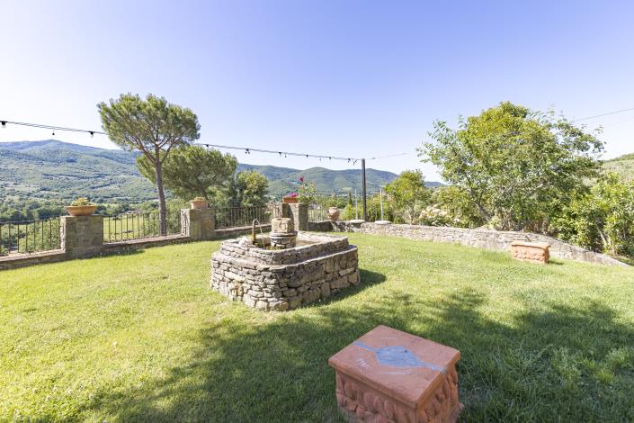 Image No.4-6 Bed Country House for sale